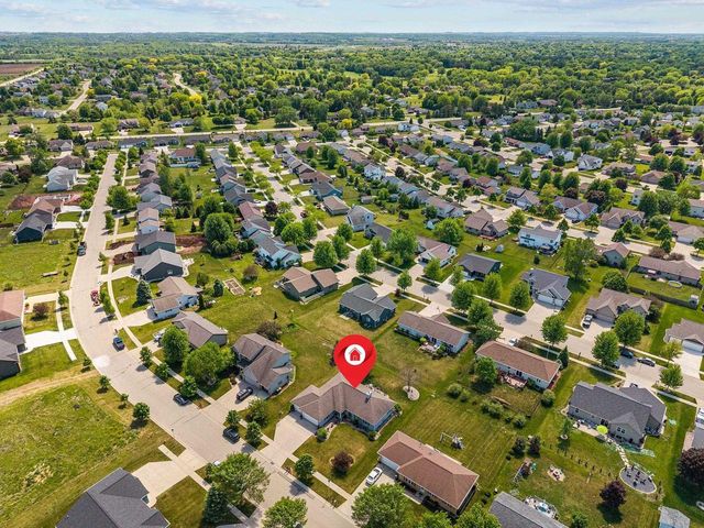 464 SWEETFLAG AVENUE, Fond Du Lac, WI 54935