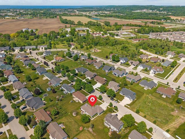 464 SWEETFLAG AVENUE, Fond Du Lac, WI 54935