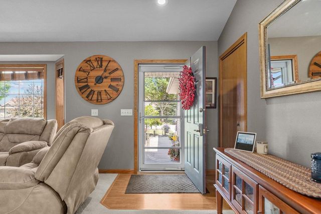 464 SWEETFLAG AVENUE, Fond Du Lac, WI 54935