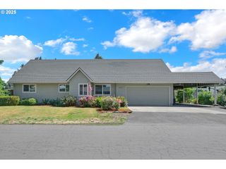 1275 ISLAND St, Springfield, OR 97477