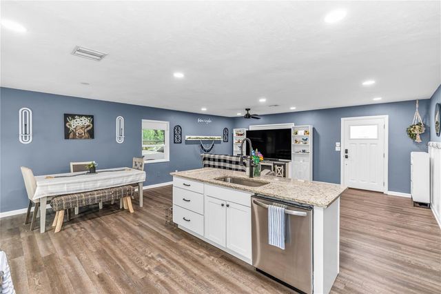 1476 VALIANT AVENUE, Deltona, FL 32725