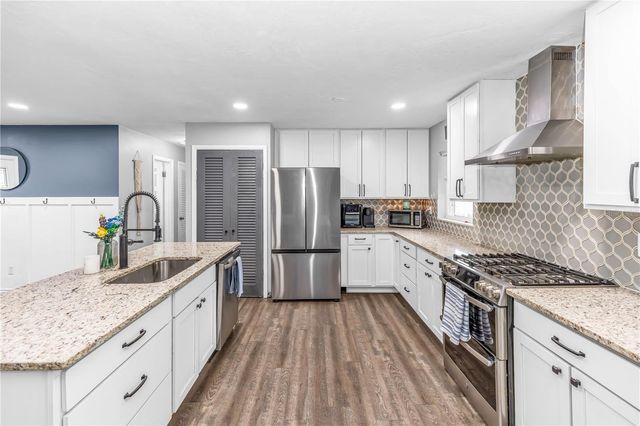 1476 VALIANT AVENUE, Deltona, FL 32725