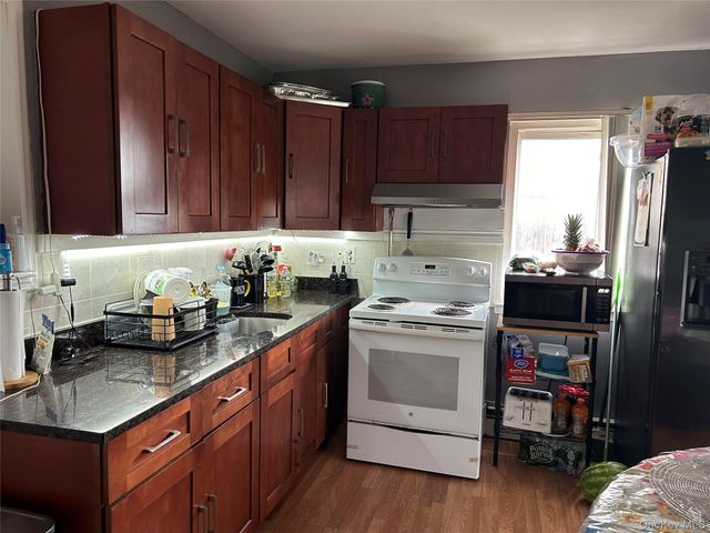 3 Wilson Court, Massapequa, NY 11758