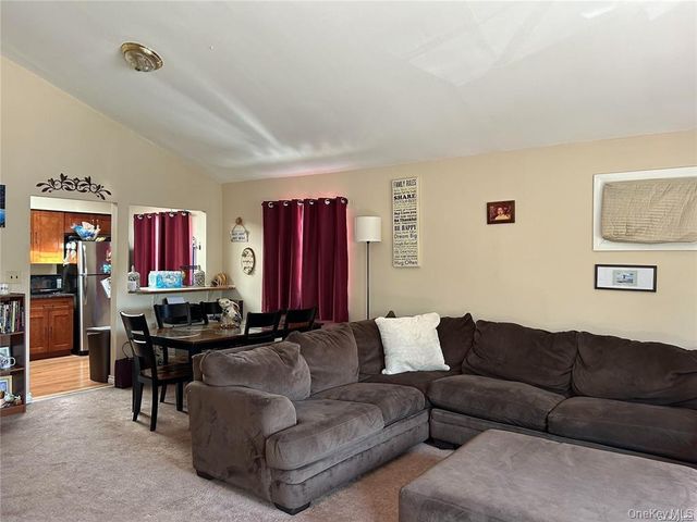 3 Wilson Court, Massapequa, NY 11758