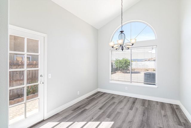 25077 Via Las Lomas, Murrieta, CA 92562