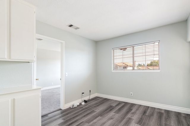 25077 Via Las Lomas, Murrieta, CA 92562