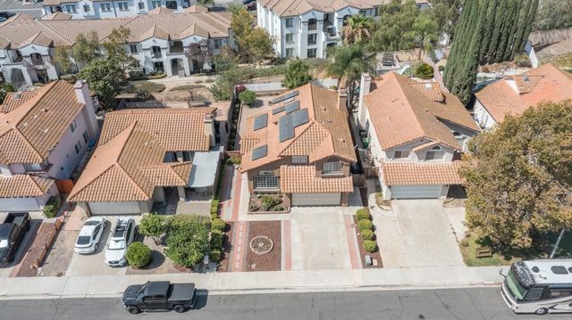 25077 Via Las Lomas, Murrieta, CA 92562