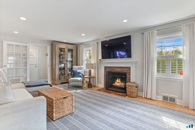 126 Ann Street, Fairfield, CT 06824