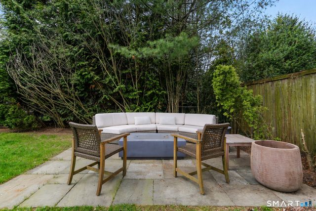 126 Ann Street, Fairfield, CT 06824