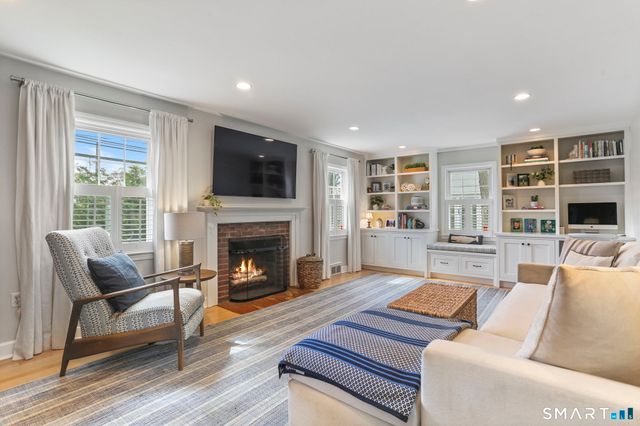 126 Ann Street, Fairfield, CT 06824