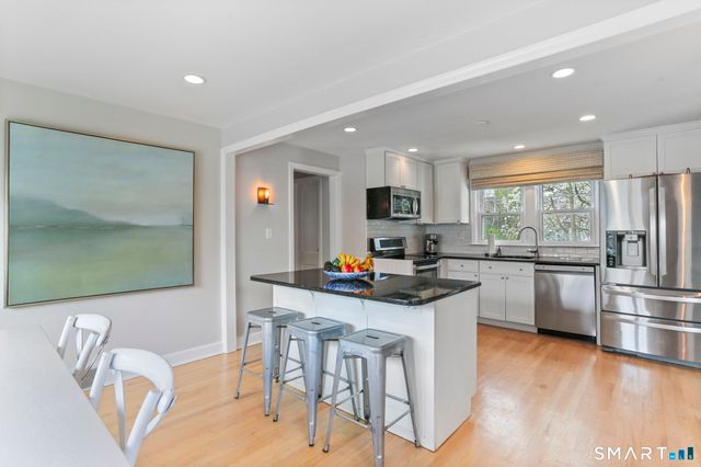 126 Ann Street, Fairfield, CT 06824