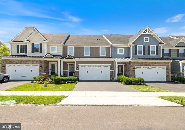 34 GRIFFIN WAY, Yardley, PA 19067