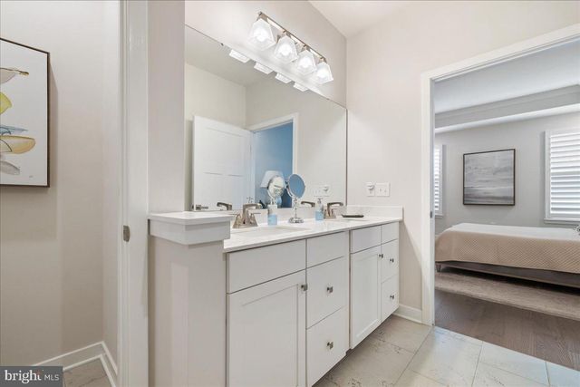 34 GRIFFIN WAY, Yardley, PA 19067