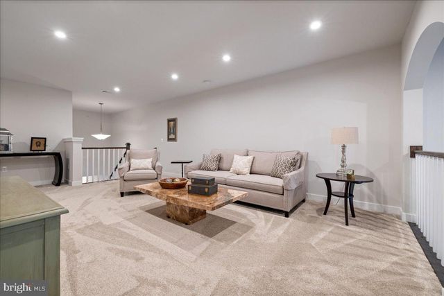 34 GRIFFIN WAY, Yardley, PA 19067