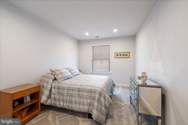 34 GRIFFIN WAY, Yardley, PA 19067