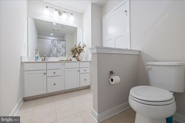 34 GRIFFIN WAY, Yardley, PA 19067