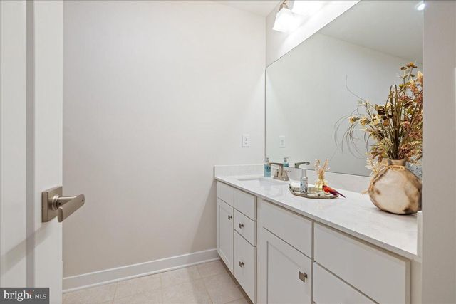 34 GRIFFIN WAY, Yardley, PA 19067