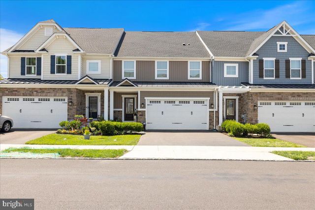 34 GRIFFIN WAY, Yardley, PA 19067