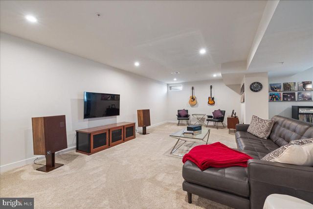 34 GRIFFIN WAY, Yardley, PA 19067