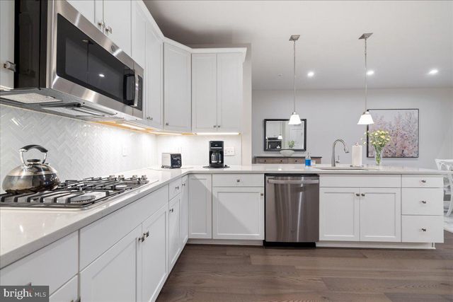 34 GRIFFIN WAY, Yardley, PA 19067