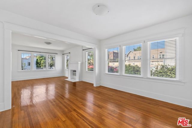 718 N Hoover Street, Los Angeles, CA 90029