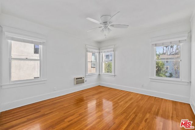 718 N Hoover Street, Los Angeles, CA 90029