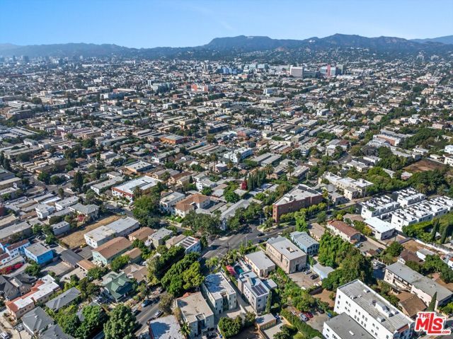 718 N Hoover Street, Los Angeles, CA 90029