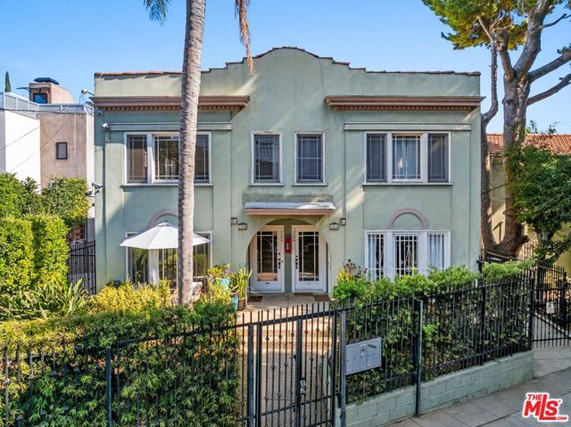 718 N Hoover Street, Los Angeles, CA 90029