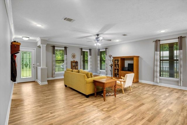 18680 County Rd 352, Winona, TX 75792