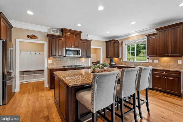 16119 TURNING LEAF LN, Leesburg, VA 20176