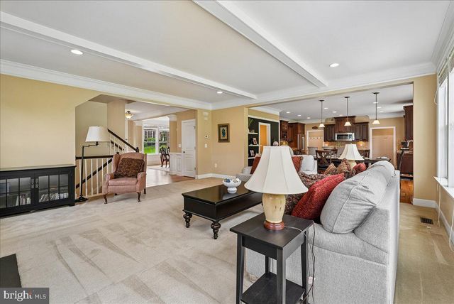 16119 TURNING LEAF LN, Leesburg, VA 20176
