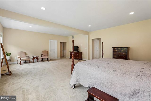 16119 TURNING LEAF LN, Leesburg, VA 20176