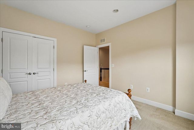 16119 TURNING LEAF LN, Leesburg, VA 20176