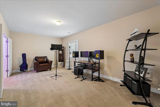 16119 TURNING LEAF LN, Leesburg, VA 20176