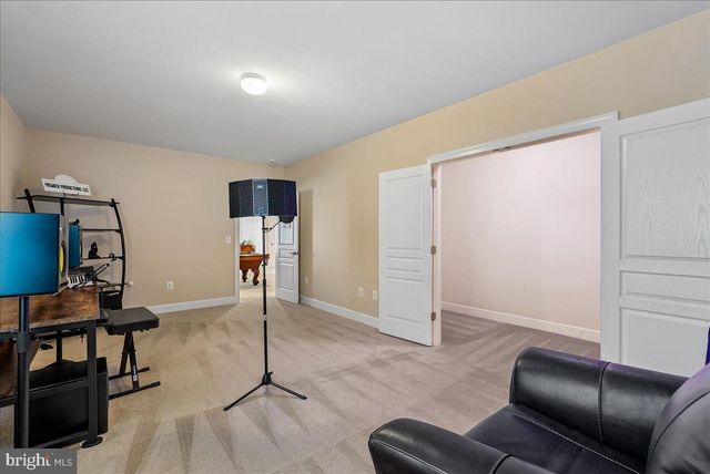 16119 TURNING LEAF LN, Leesburg, VA 20176