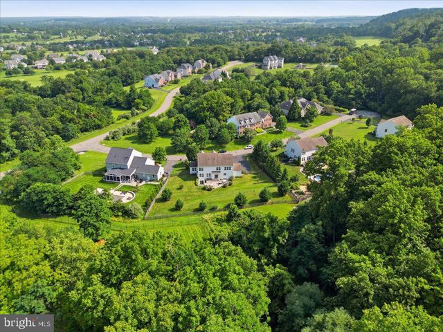 16119 TURNING LEAF LN, Leesburg, VA 20176