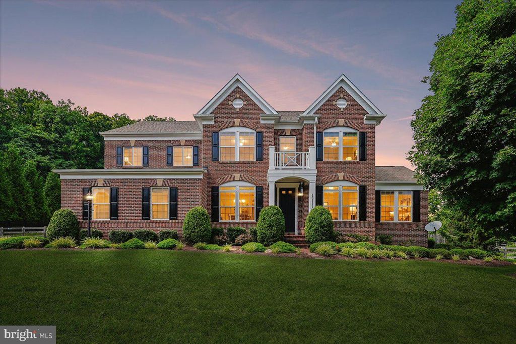 16119 TURNING LEAF LN, Leesburg, VA 20176