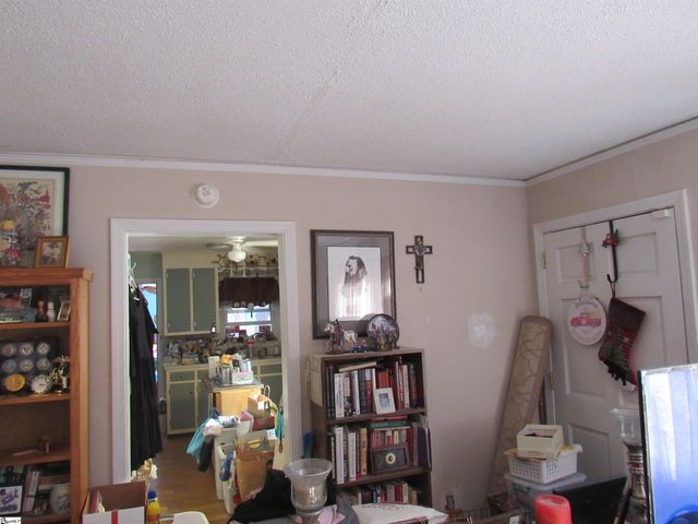 9 Pembroke Lane, Taylors, SC 29687