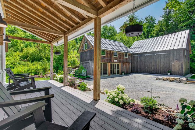 494-498 Goodaleville Road, Jamaica, VT 05343