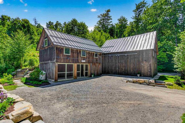 494-498 Goodaleville Road, Jamaica, VT 05343