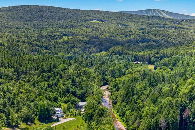494-498 Goodaleville Road, Jamaica, VT 05343