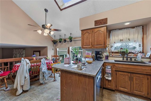 8117 Woodstone Street, Lenexa, KS 66219