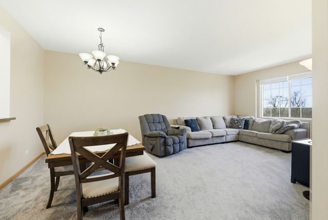 3370 Cameron Drive, Elgin, IL 60124