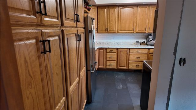 21 Orchard Way, Neshannock Twp, PA 16105