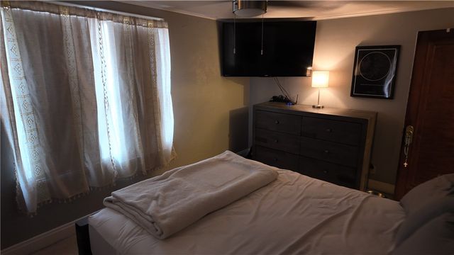 21 Orchard Way, Neshannock Twp, PA 16105