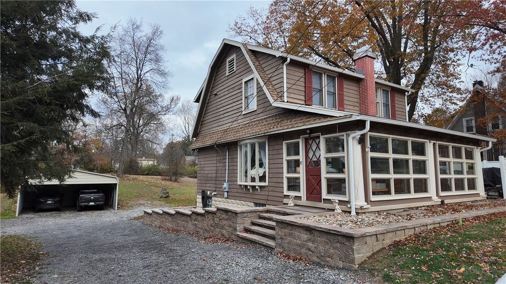 21 Orchard Way, Neshannock Twp, PA 16105