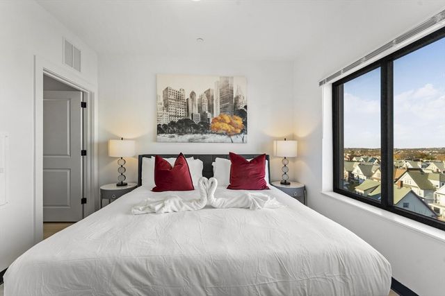 600 Broadway 205, Everett, MA 02149