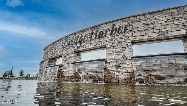 498 Albert Meadow Lane, Panama City, FL 32404