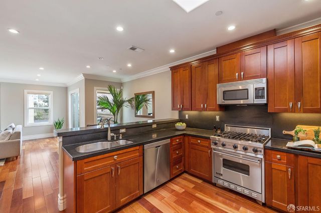 1517 Irving Street 3, San Francisco, CA 94122