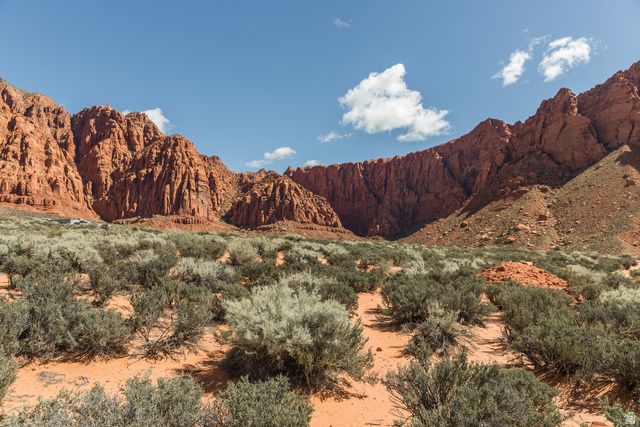 480 W TONAPAH WAY, Ivins, UT 84738